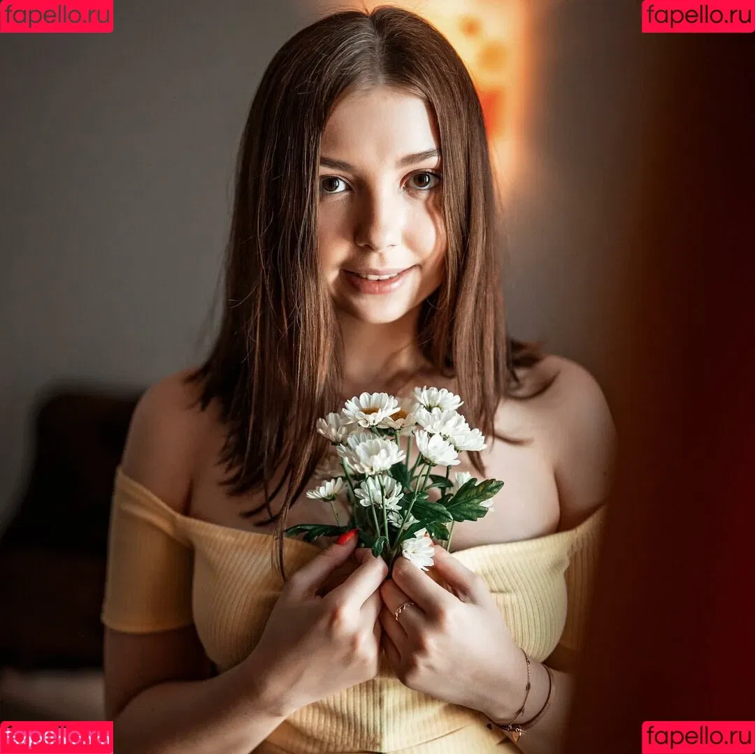aliselis Onlyfans Photo Gallery 