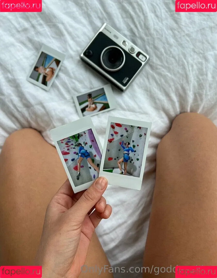 goddesskira Onlyfans Photo Gallery 