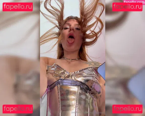 goddesskira Onlyfans Photo Gallery 