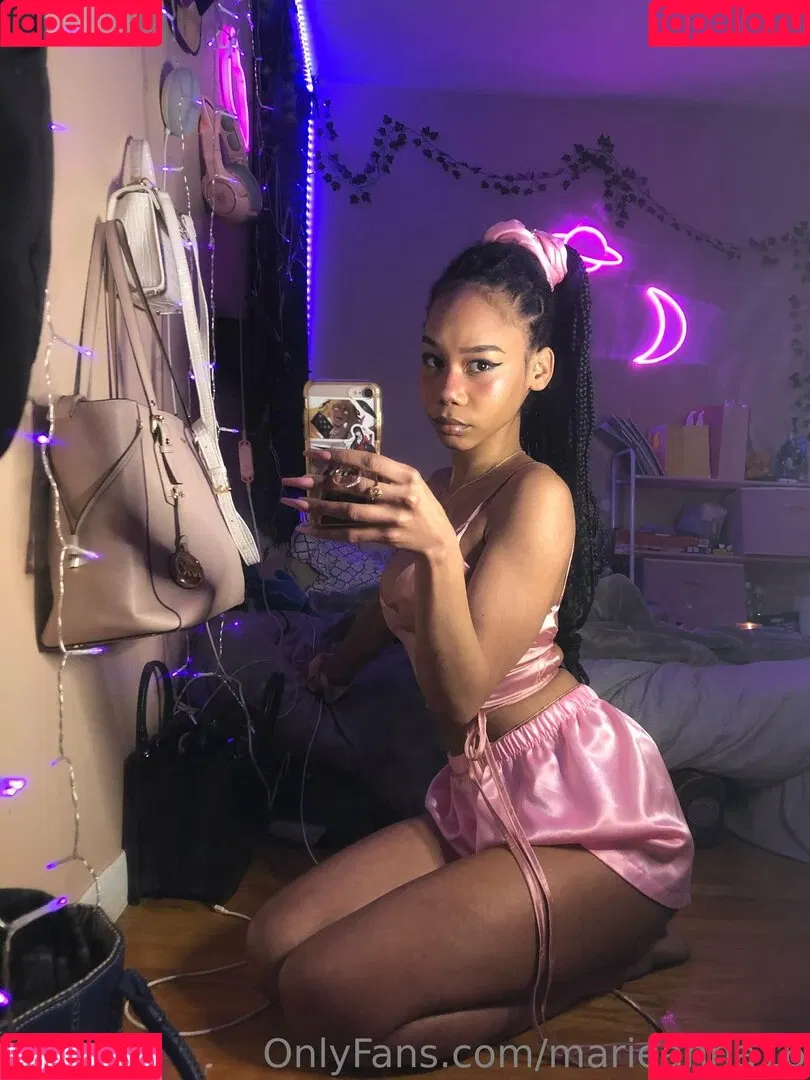 marieanna16 Onlyfans Photo Gallery 