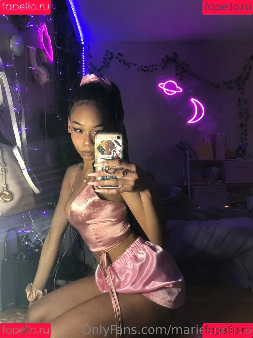 marieanna16 Onlyfans Photo Gallery 