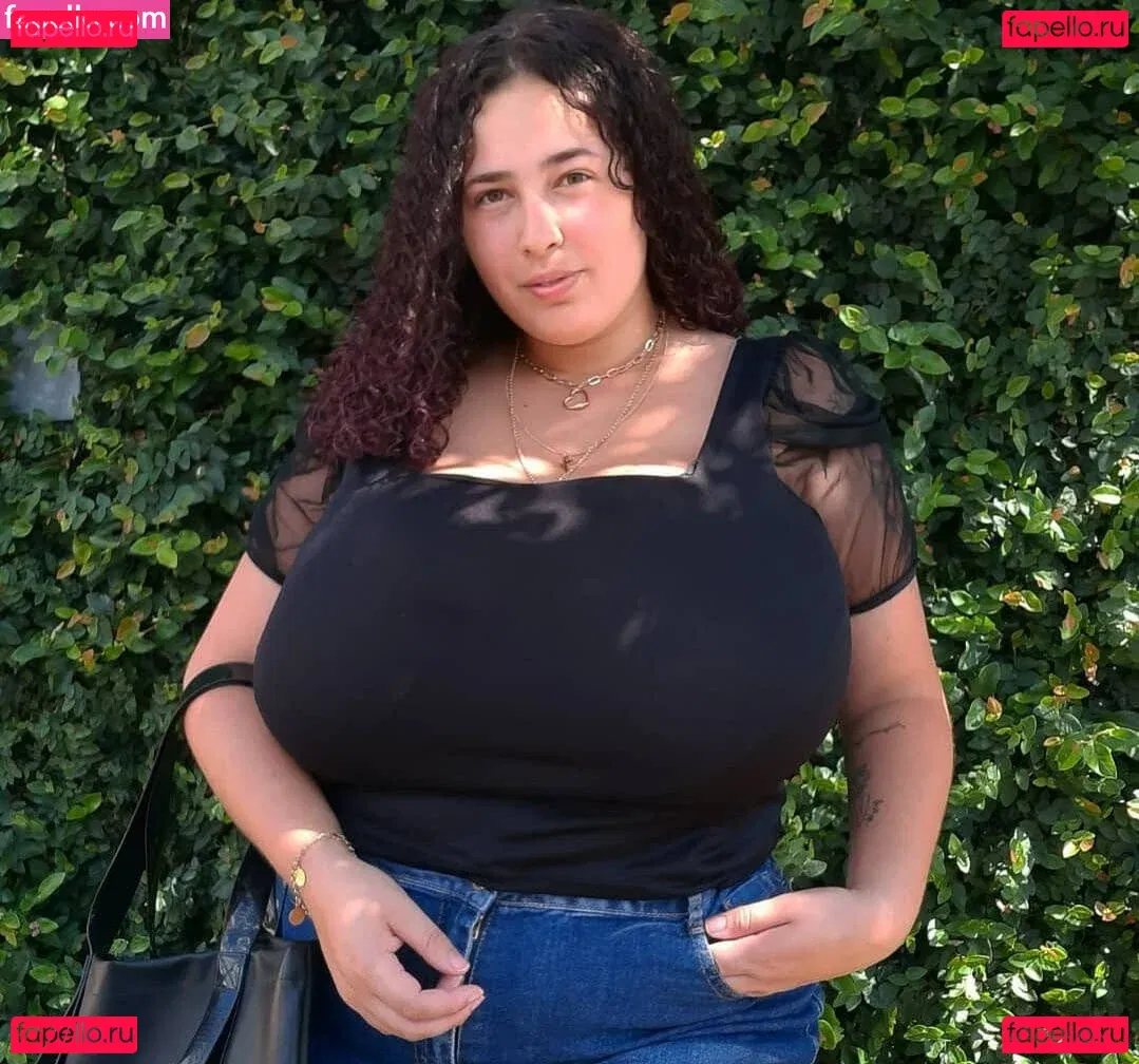 Maria Clara Tavares Onlyfans Photo Gallery 