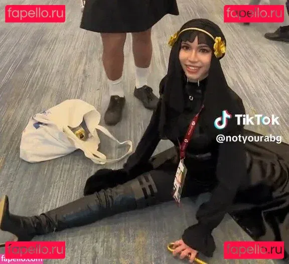 Notyourabg Onlyfans Photo Gallery 