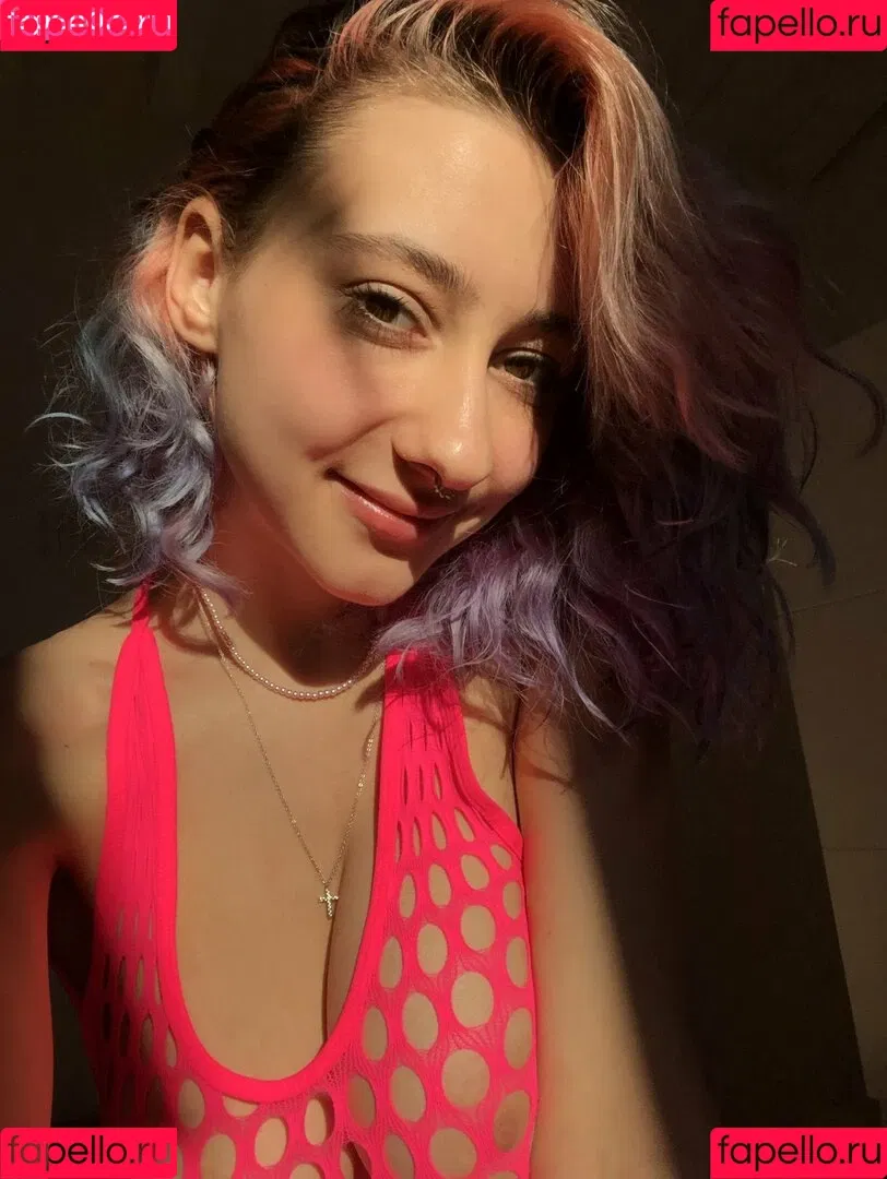 leliloo Onlyfans Photo Gallery 