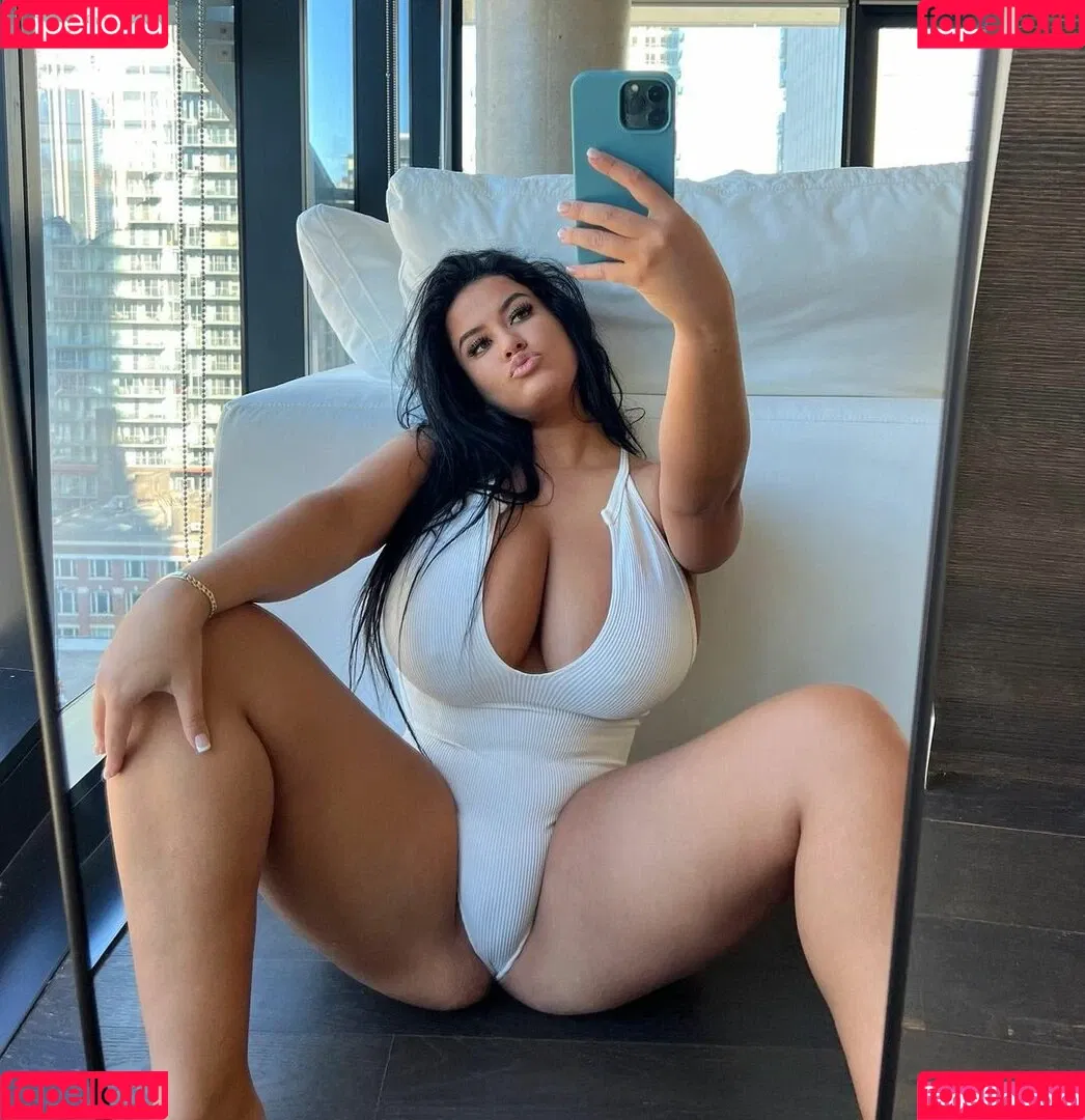 leliloo Onlyfans Photo Gallery 