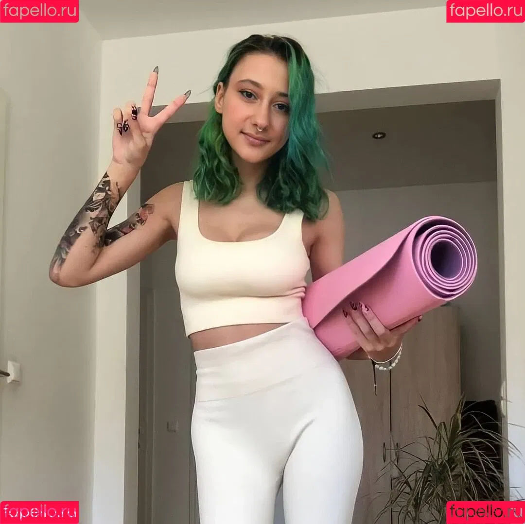 leliloo Onlyfans Photo Gallery 
