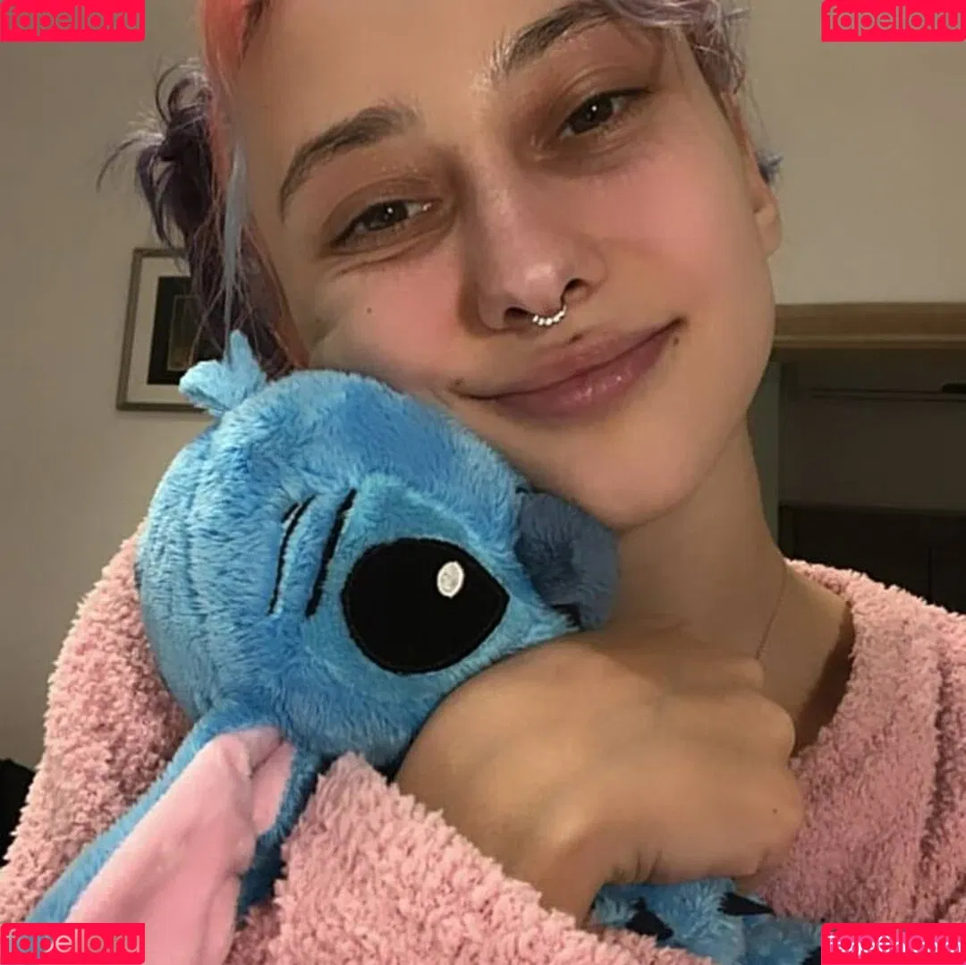 leliloo Onlyfans Photo Gallery 