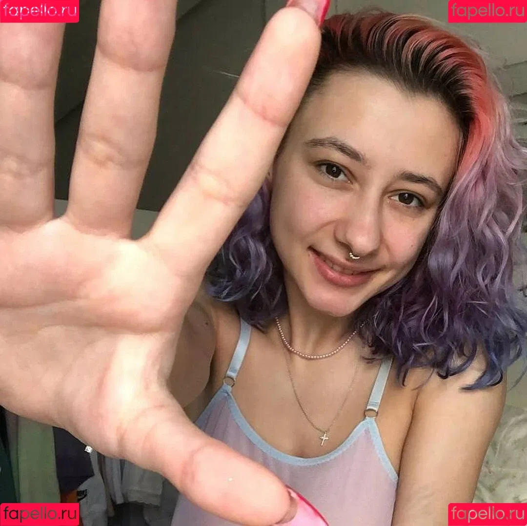 leliloo Onlyfans Photo Gallery 