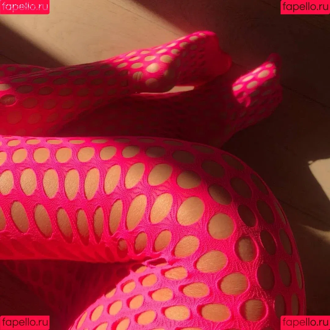 leliloo Onlyfans Photo Gallery 