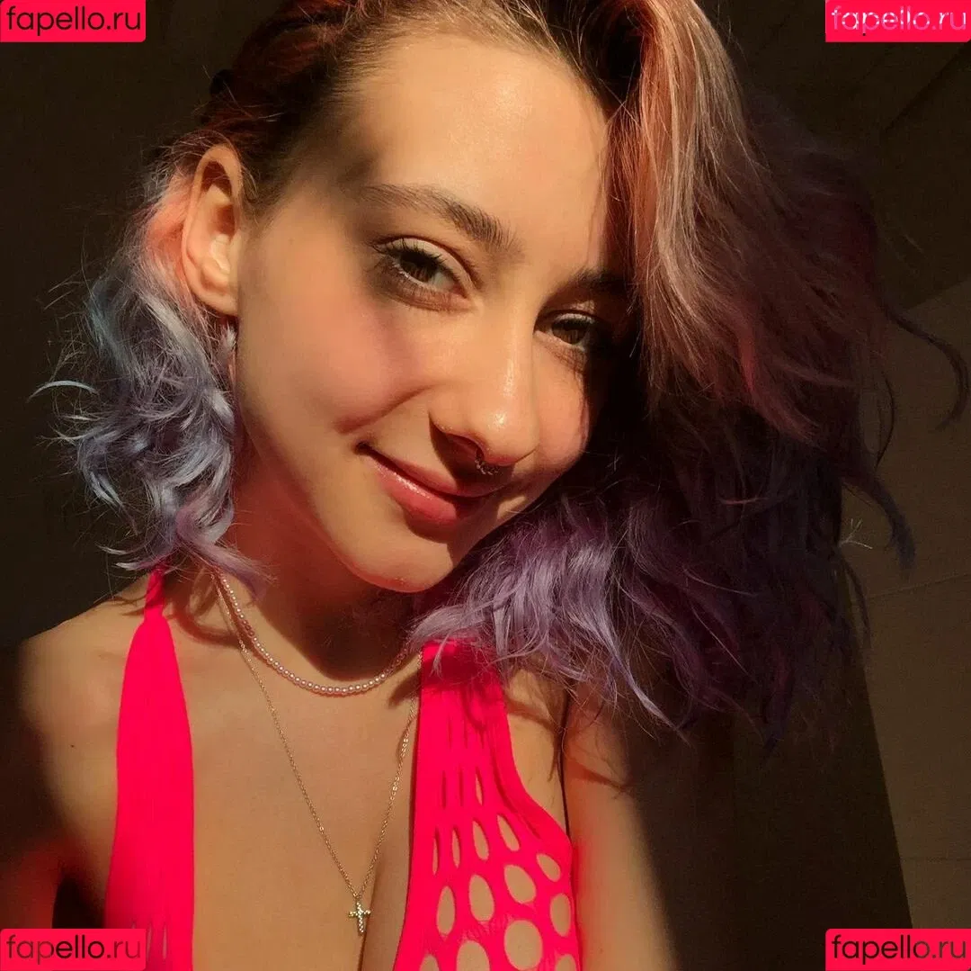 leliloo Onlyfans Photo Gallery 
