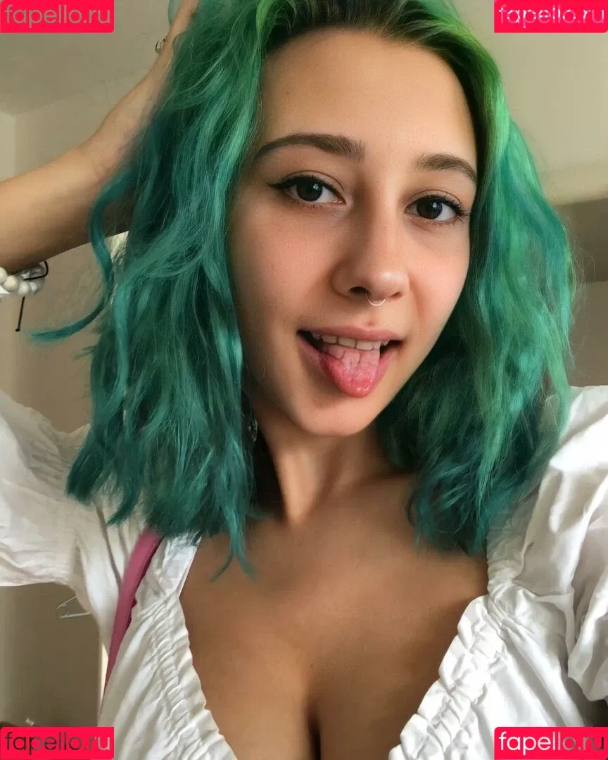 leliloo Onlyfans Photo Gallery 