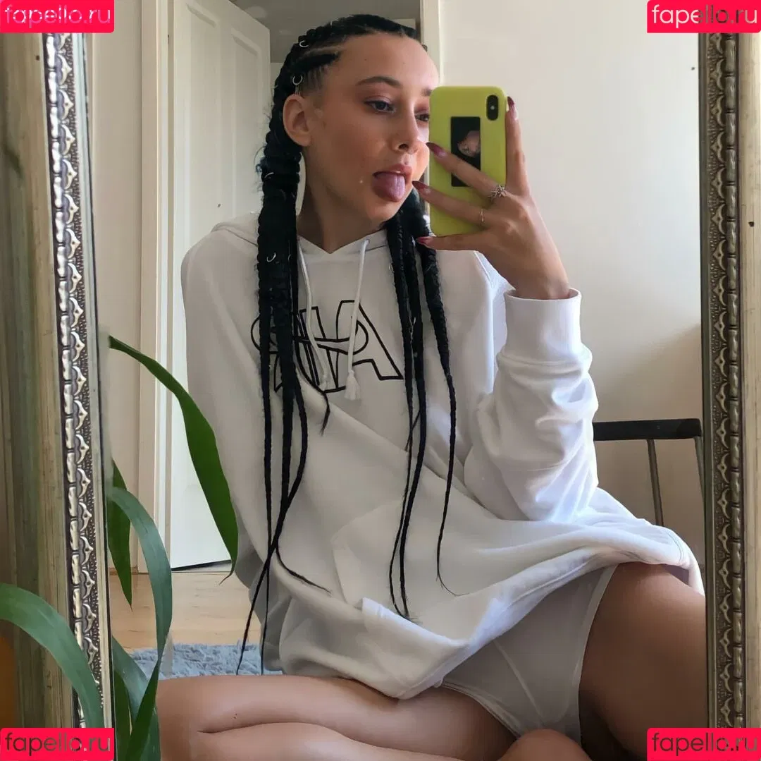 leliloo Onlyfans Photo Gallery 