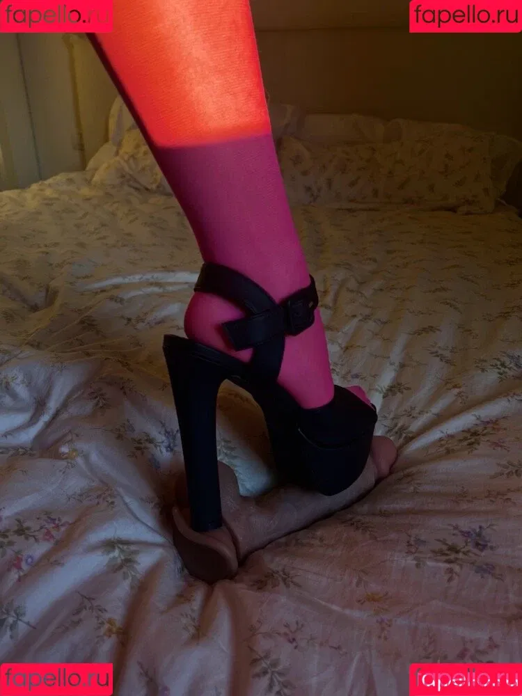 leliloo Onlyfans Photo Gallery 