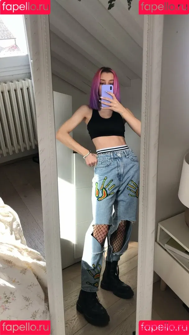 leliloo Onlyfans Photo Gallery 
