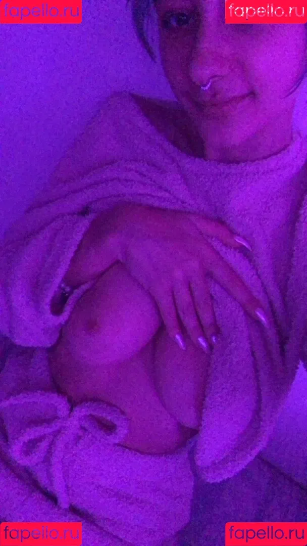leliloo Onlyfans Photo Gallery 