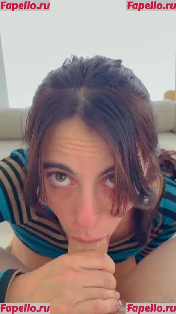 Alexa Pearl Onlyfans Photo Gallery 