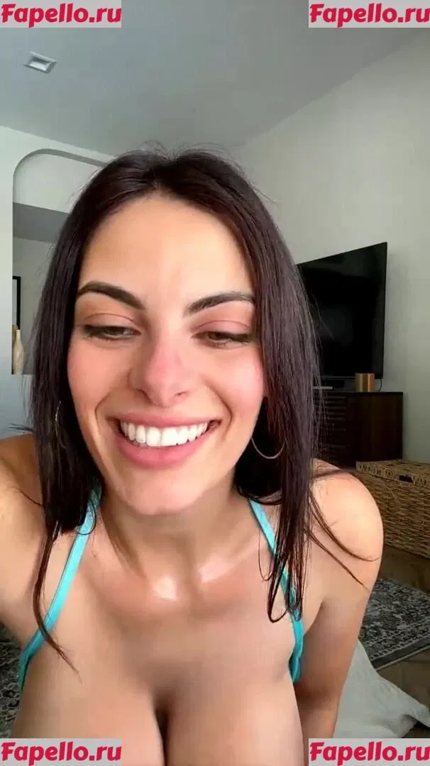 Alexa Pearl Onlyfans Photo Gallery 