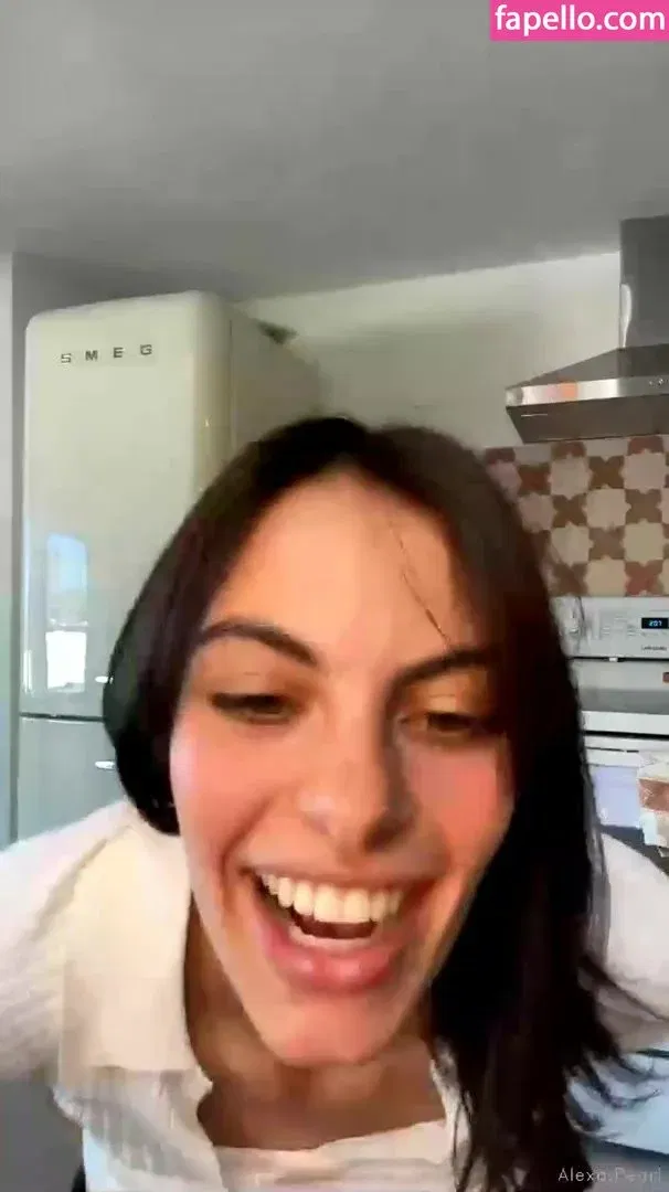 Alexa Pearl Onlyfans Photo Gallery 