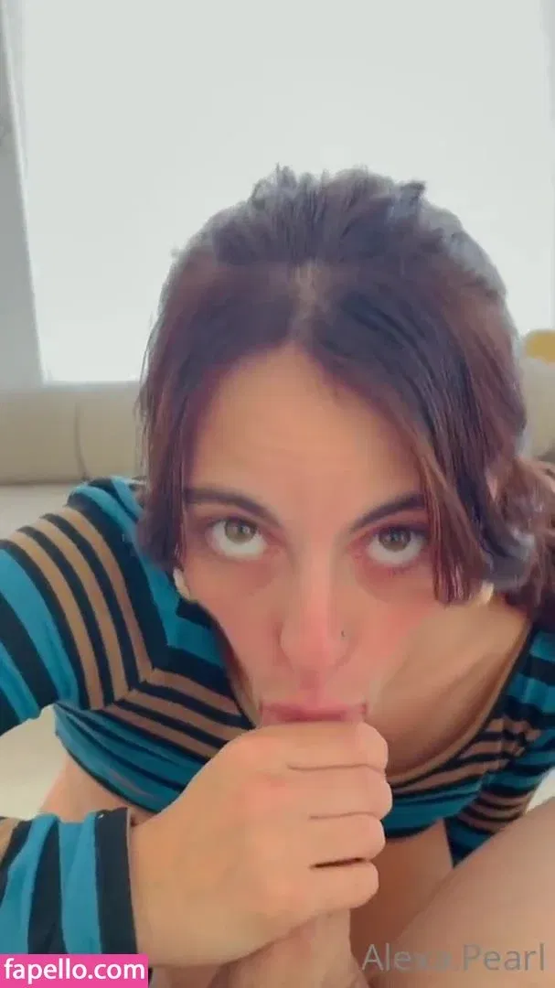 Alexa Pearl Onlyfans Photo Gallery 