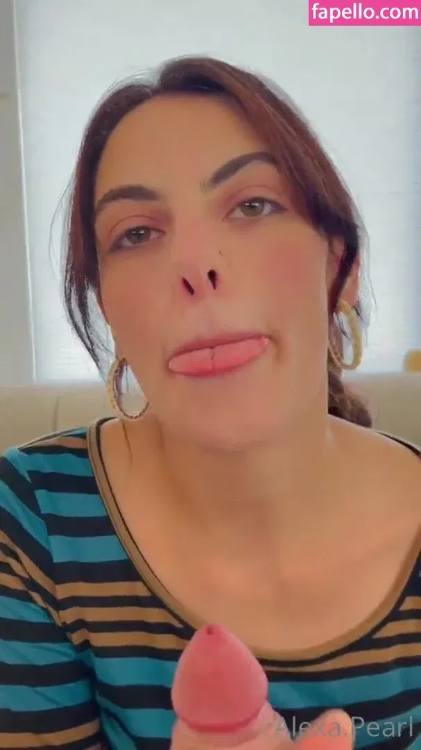 Alexa Pearl Onlyfans Photo Gallery 