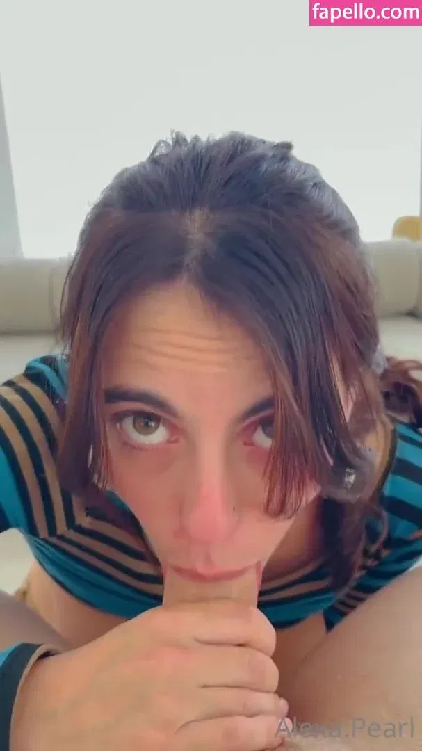 Alexa Pearl Onlyfans Photo Gallery 