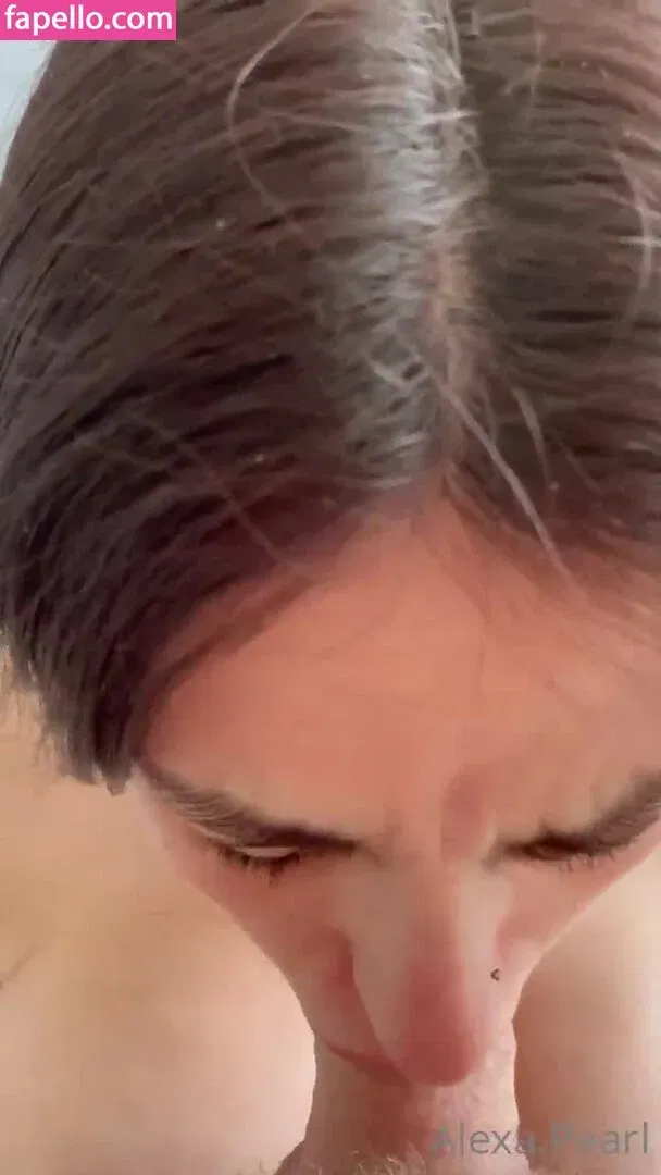 Alexa Pearl Onlyfans Photo Gallery 