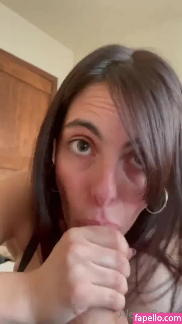 Alexa Pearl Onlyfans Photo Gallery 