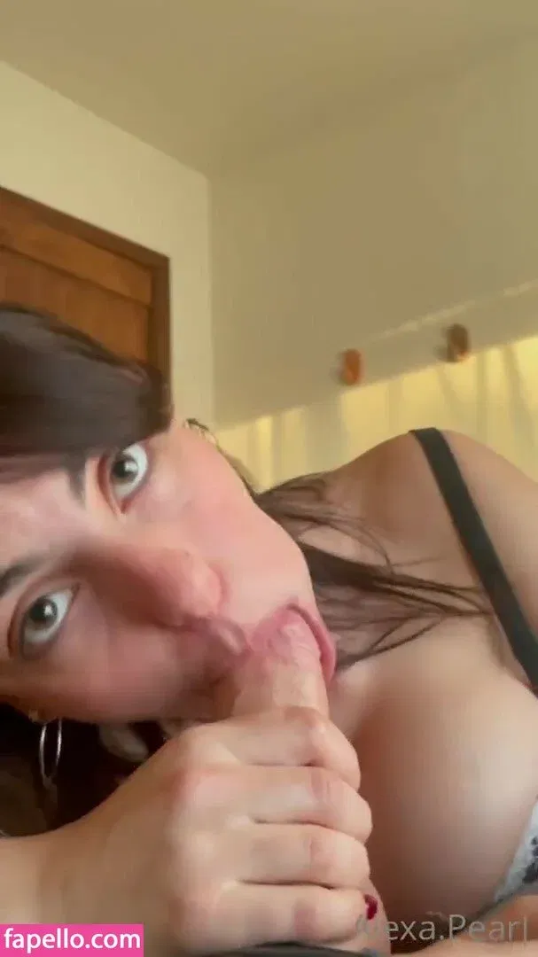 Alexa Pearl Onlyfans Photo Gallery 