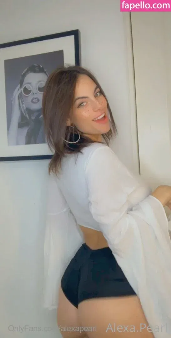 Alexa Pearl Onlyfans Photo Gallery 