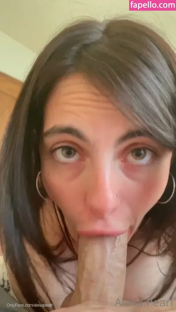 Alexa Pearl Onlyfans Photo Gallery 