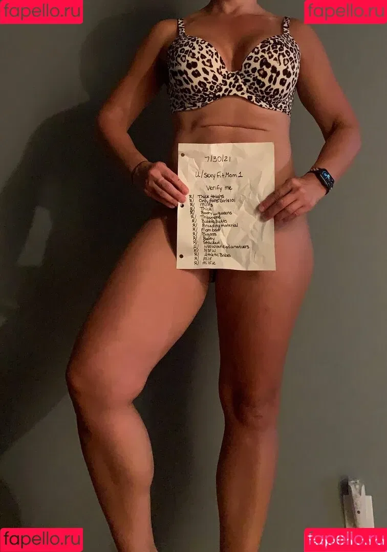 SexyFitMom Onlyfans Photo Gallery 