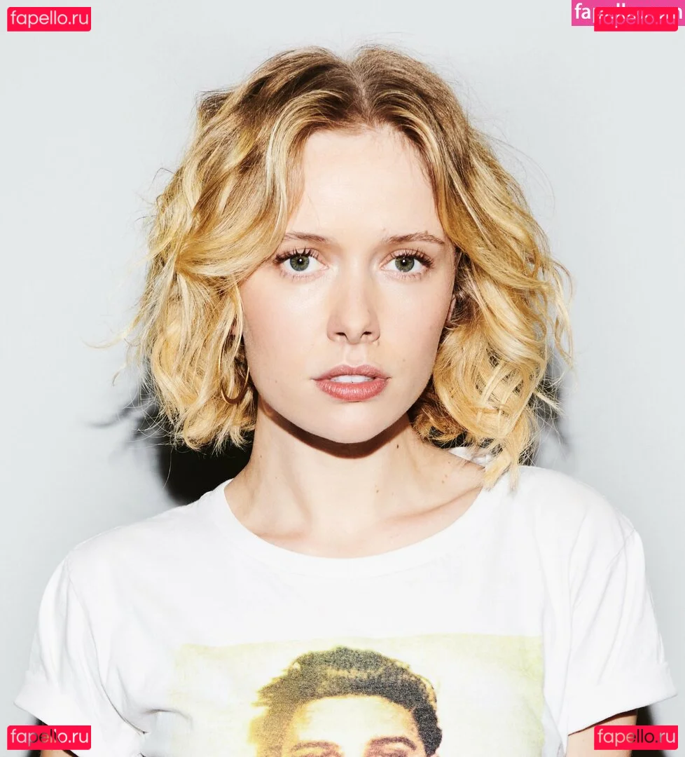 Amelia Eve Onlyfans Photo Gallery 