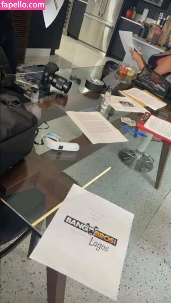 Daph ASMR Onlyfans Photo Gallery 