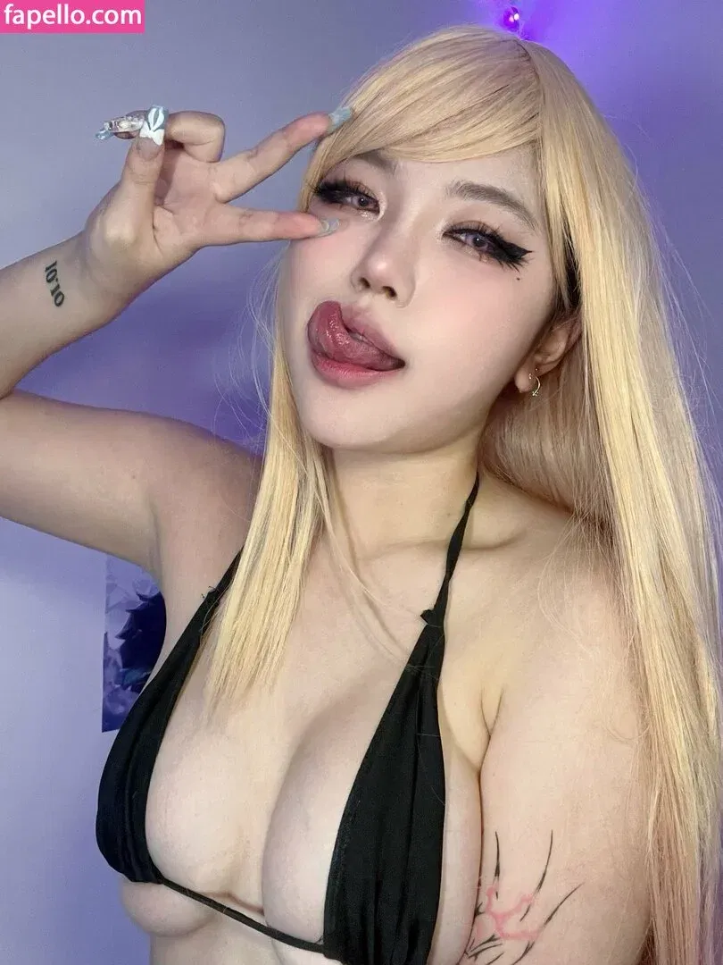 Daph ASMR Onlyfans Photo Gallery 