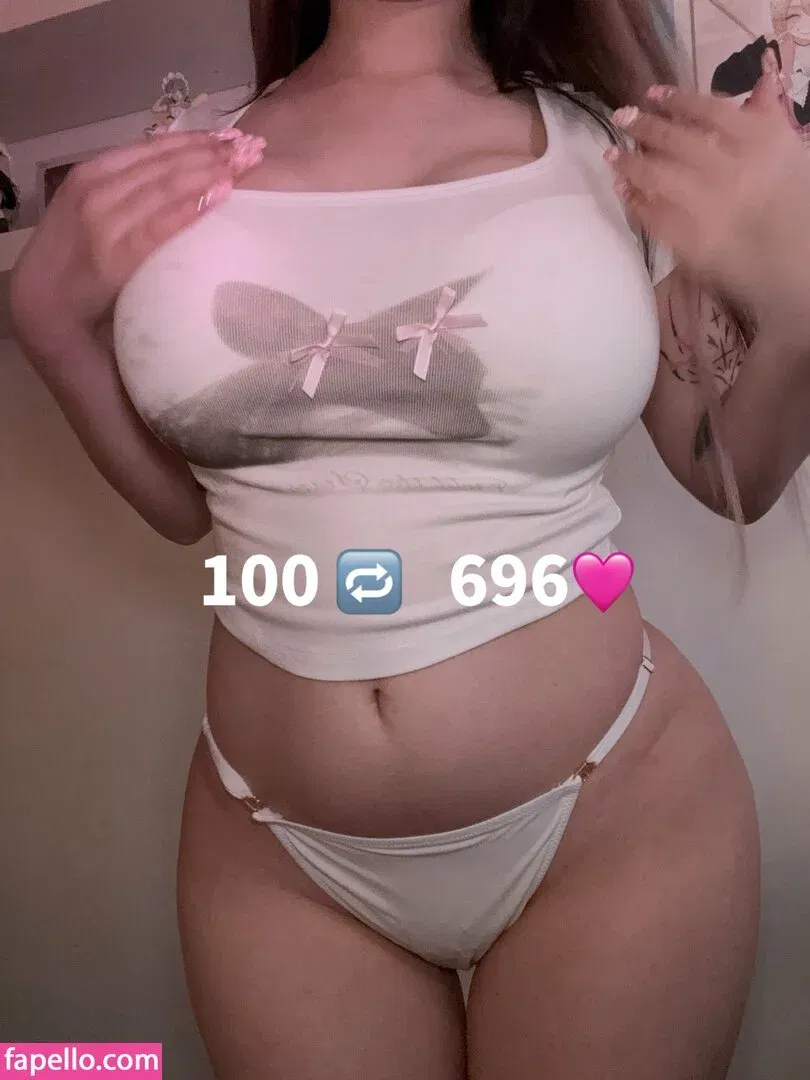 Daph ASMR Onlyfans Photo Gallery 