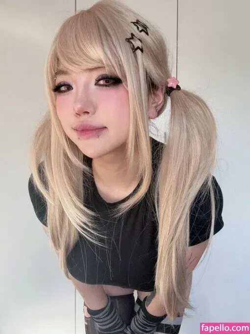 Daph ASMR Onlyfans Photo Gallery 