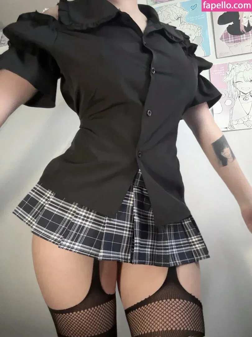 Daph ASMR Onlyfans Photo Gallery 