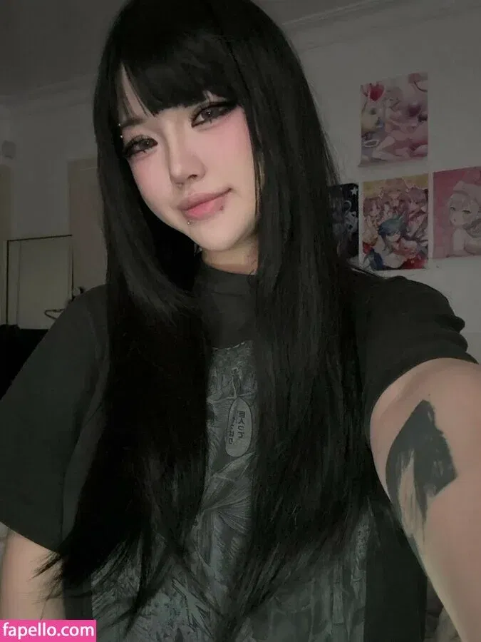 Daph ASMR Onlyfans Photo Gallery 