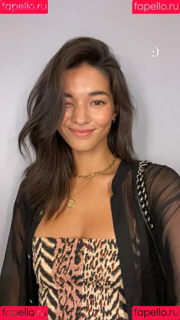 Anelia Moor Onlyfans Photo Gallery 