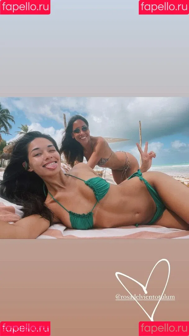Anelia Moor Onlyfans Photo Gallery 