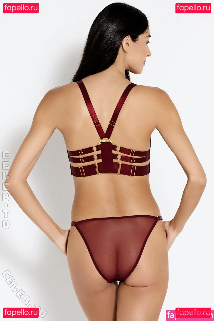 Anelia Moor Onlyfans Photo Gallery 