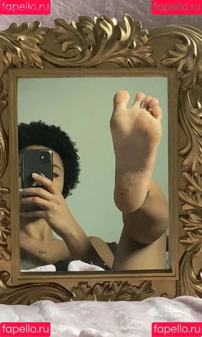 holymacre Onlyfans Photo Gallery 