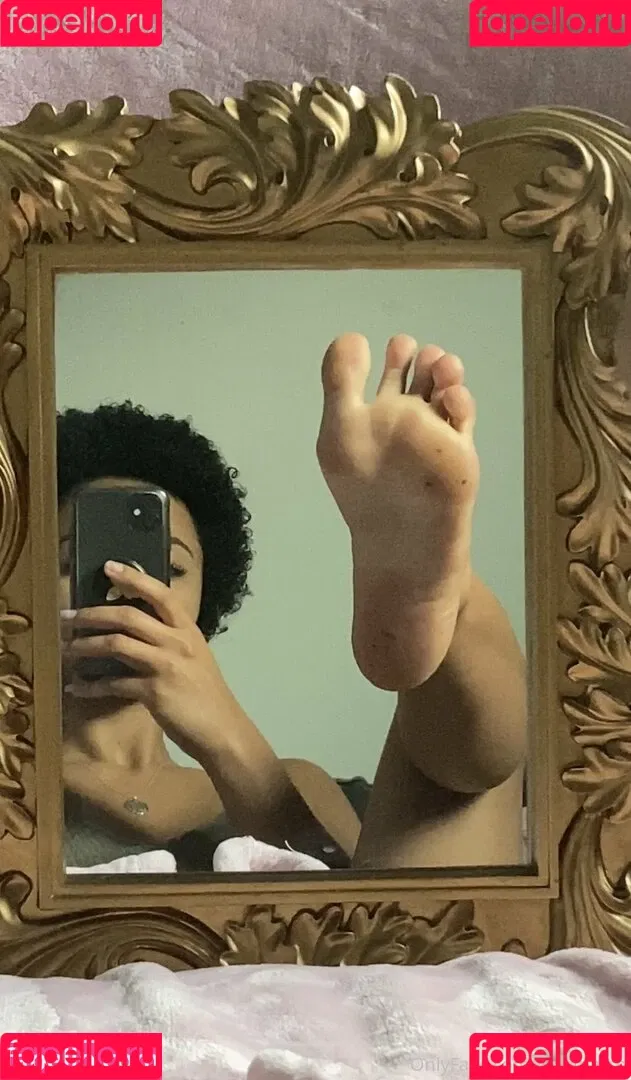 holymacre Onlyfans Photo Gallery 