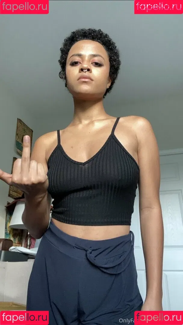 holymacre Onlyfans Photo Gallery 