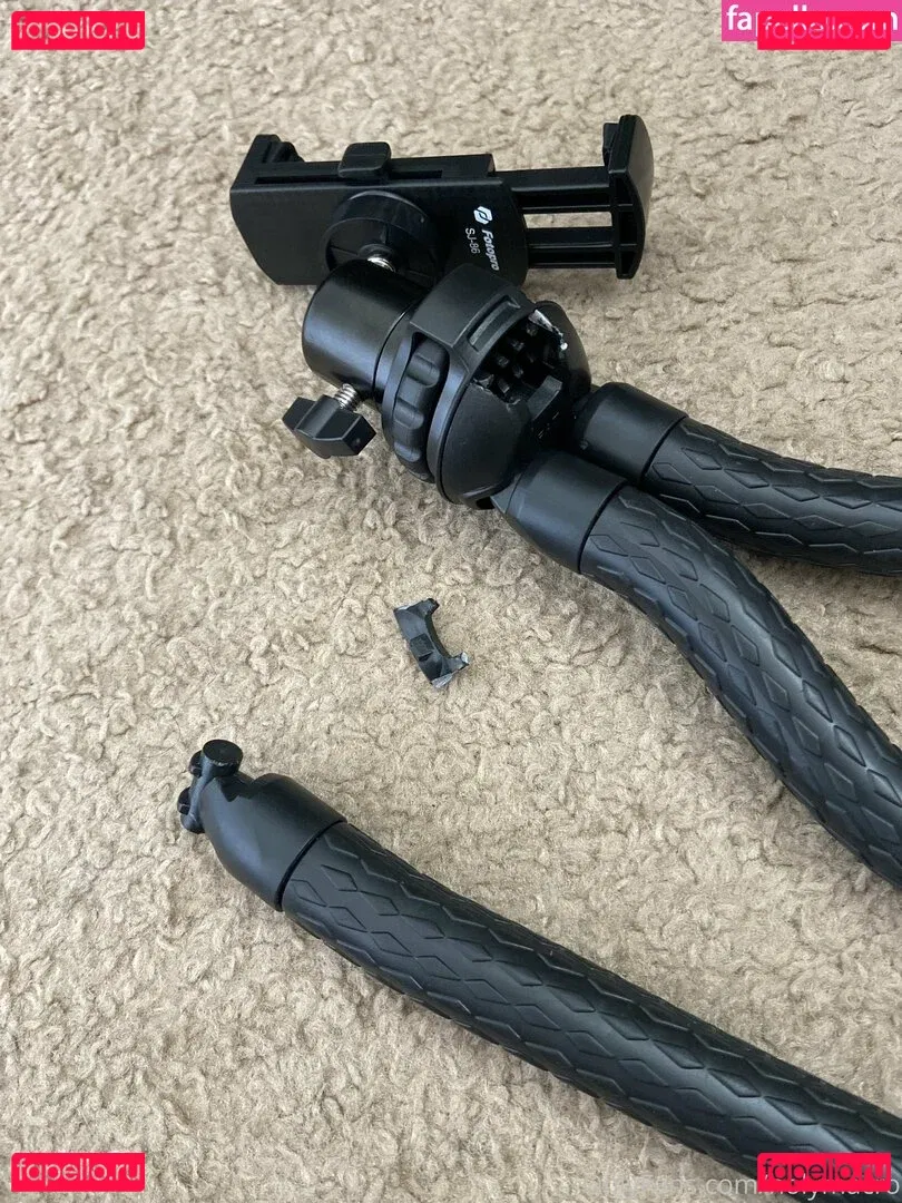 holymacre Onlyfans Photo Gallery 