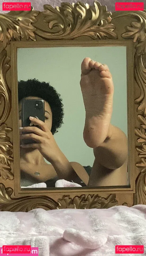 holymacre Onlyfans Photo Gallery 