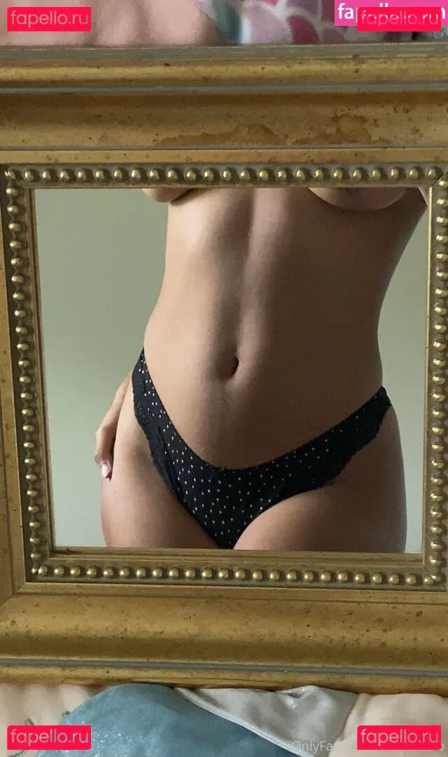 holymacre Onlyfans Photo Gallery 