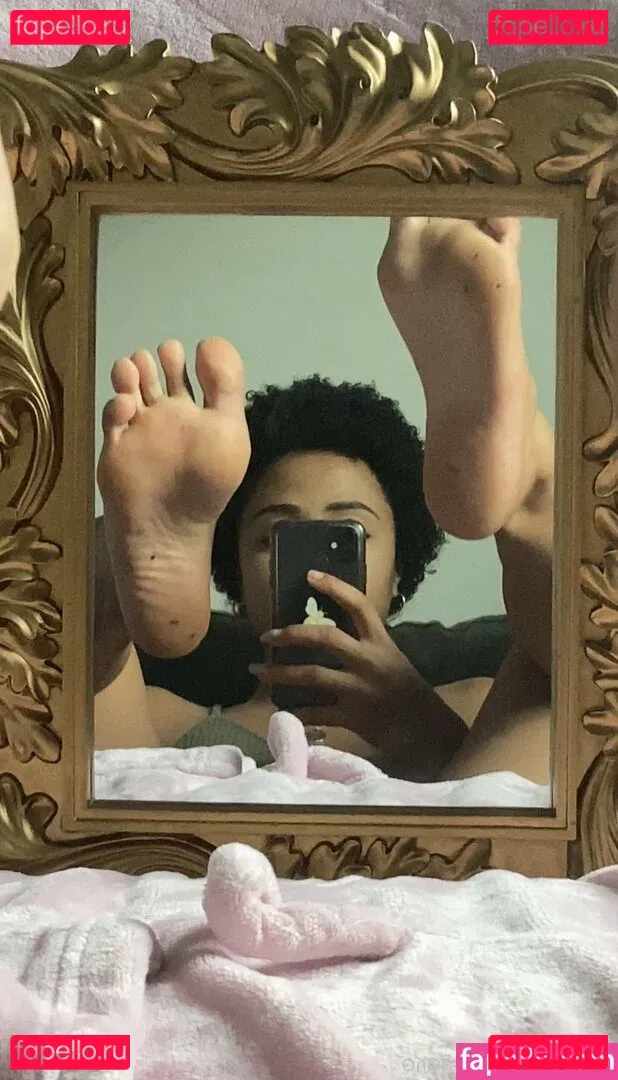 holymacre Onlyfans Photo Gallery 