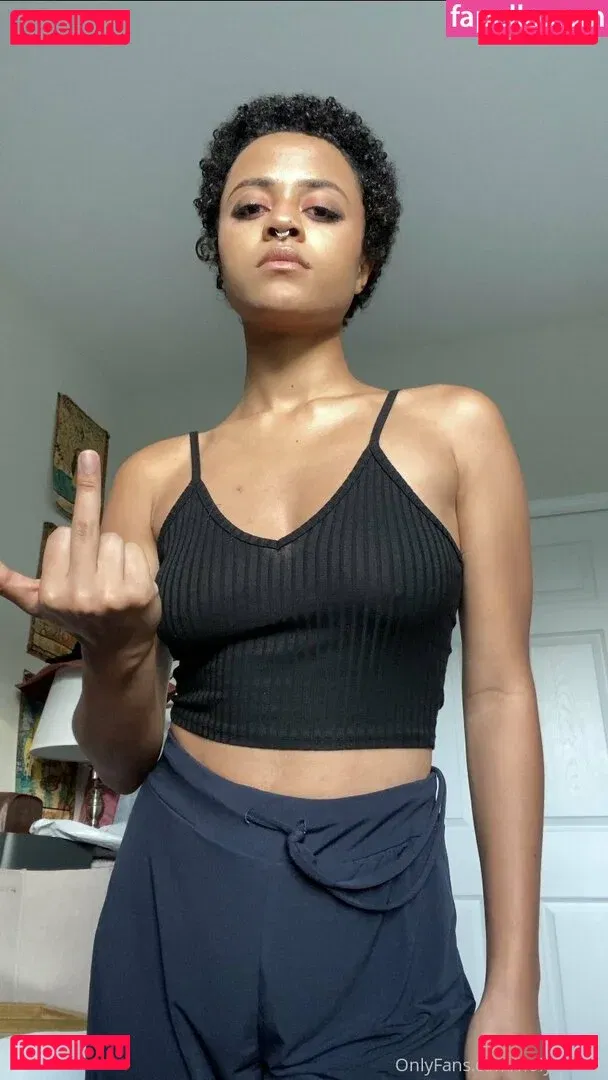 holymacre Onlyfans Photo Gallery 