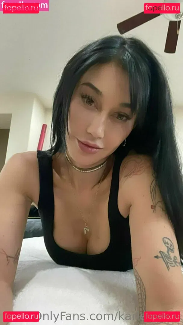 karleaxoxo Onlyfans Photo Gallery 